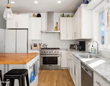 38 Niblick Street - Photo Thumbnail 4