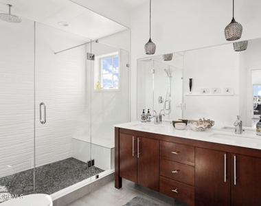 38 Niblick Street - Photo Thumbnail 17