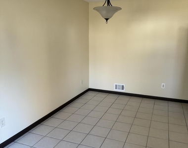 2103 Rutherford Avenue - Photo Thumbnail 3