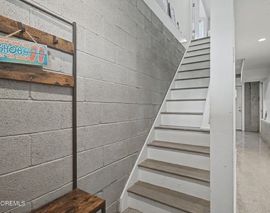 10 Center Street - Photo Thumbnail 1