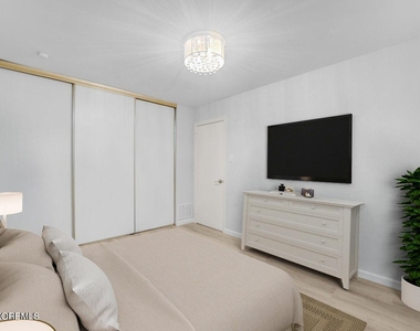 16 E Bluebell Lane - Photo Thumbnail 16