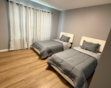42 Diane Drive - Photo Thumbnail 2