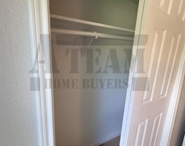 117 Oxbow Street - Photo Thumbnail 15