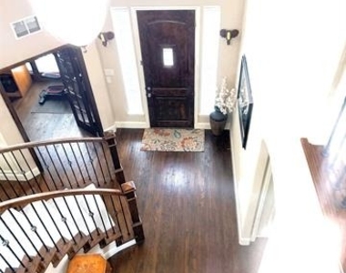 1393 Talley Lane - Photo Thumbnail 8