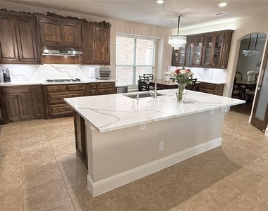 1393 Talley Lane - Photo Thumbnail 3