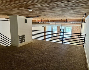 3026 Commerce - Photo Thumbnail 8