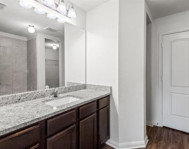 4308 Cat Tail Way - Photo Thumbnail 6