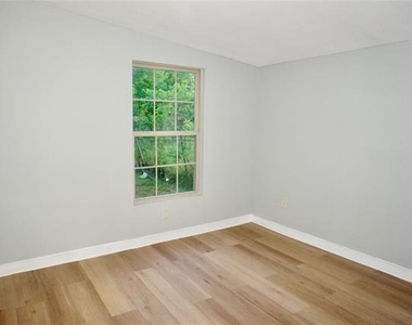 1406 Galloway Avenue - Photo Thumbnail 5