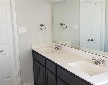 9925 Wynndel Trail - Photo Thumbnail 8