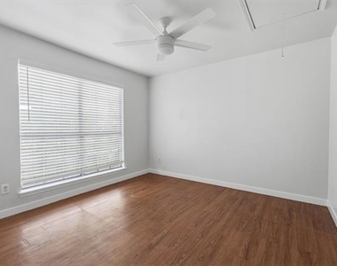 3721 Smartt Street - Photo Thumbnail 20