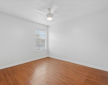 3721 Smartt Street - Photo Thumbnail 18