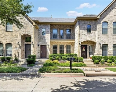 6041 Pisa Lane - Photo Thumbnail 4