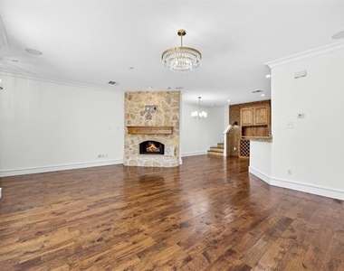 6041 Pisa Lane - Photo Thumbnail 1