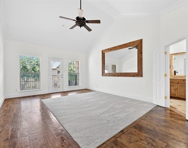 6041 Pisa Lane - Photo Thumbnail 23