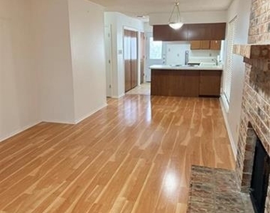 5728 Cancun Drive - Photo Thumbnail 1