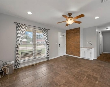 6209 Shadydell Drive - Photo Thumbnail 1