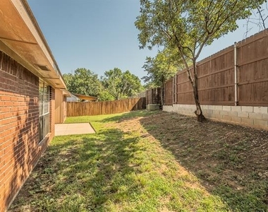 2711 Canterbury Street - Photo Thumbnail 31