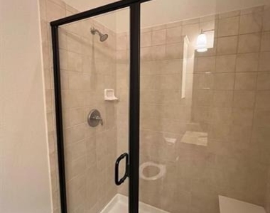 5784 Robbie Road - Photo Thumbnail 6