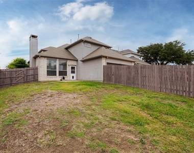 3928 Windford Drive - Photo Thumbnail 26