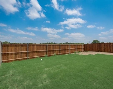 1601 Cloud Cover View - Photo Thumbnail 28