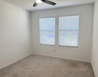 14153 Golden Bridge Drive - Photo Thumbnail 15