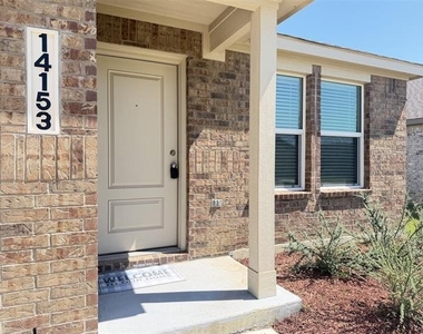 14153 Golden Bridge Drive - Photo Thumbnail 2