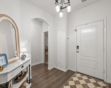 132 Whitetail Way - Photo Thumbnail 2