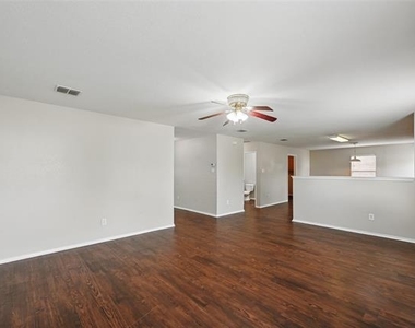 4909 Wildcreek Way - Photo Thumbnail 3