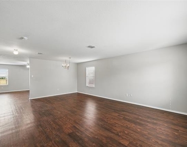 4909 Wildcreek Way - Photo Thumbnail 1