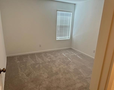7909 Clements Street - Photo Thumbnail 4