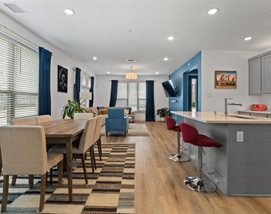 607 Arapaho Drive - Photo Thumbnail 8
