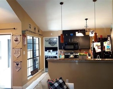4423 Chapman Street - Photo Thumbnail 5