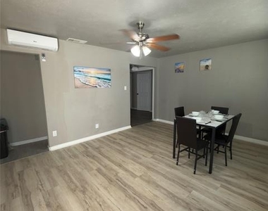 1312 Raines Street - Photo Thumbnail 4