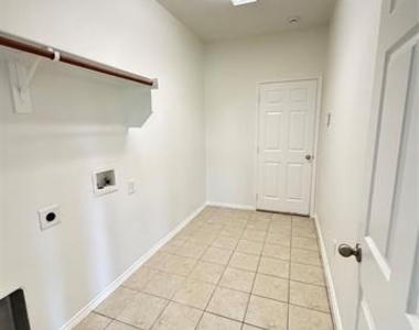 9004 Brook Hill Lane - Photo Thumbnail 9
