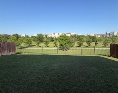 9004 Brook Hill Lane - Photo Thumbnail 23