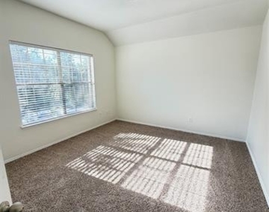 9004 Brook Hill Lane - Photo Thumbnail 19