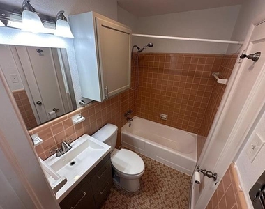 4031 Cole Avenue - Photo Thumbnail 7