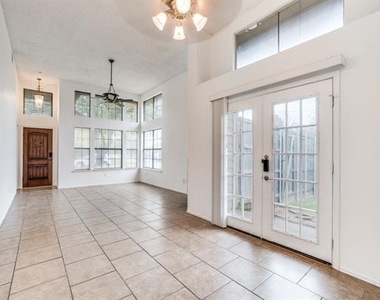 6501 Topaz Drive - Photo Thumbnail 2