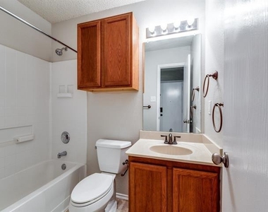 632 Condor Trail - Photo Thumbnail 12