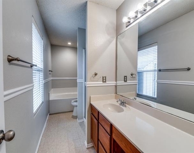 632 Condor Trail - Photo Thumbnail 13