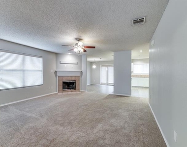 632 Condor Trail - Photo Thumbnail 8