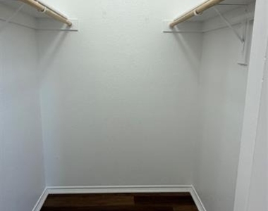 8118 Tanner Avenue - Photo Thumbnail 7
