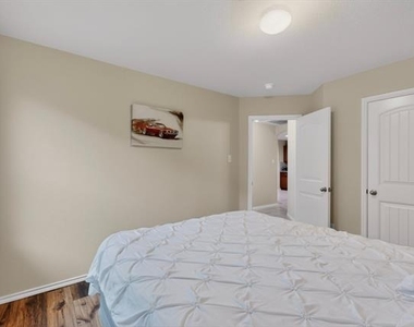 1409 Slate Street - Photo Thumbnail 23