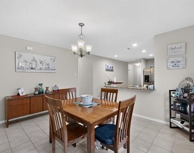 1409 Slate Street - Photo Thumbnail 7