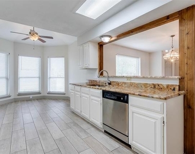 3005 David Drive - Photo Thumbnail 14