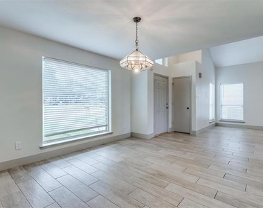 3005 David Drive - Photo Thumbnail 11