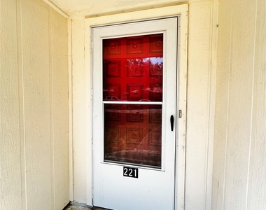 221 Connie Drive - Photo Thumbnail 1