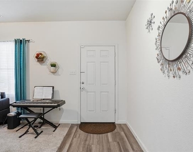 2636 Sagebrush Drive - Photo Thumbnail 7