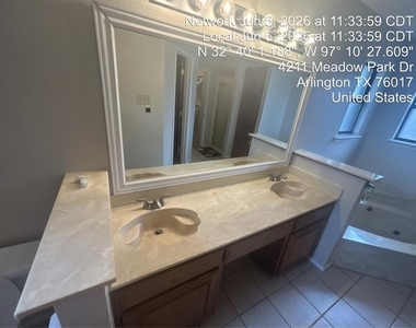 4211 Meadow Park Drive - Photo Thumbnail 8