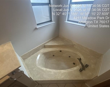 4211 Meadow Park Drive - Photo Thumbnail 9